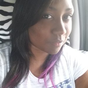 Meet your Posher, Daphnie